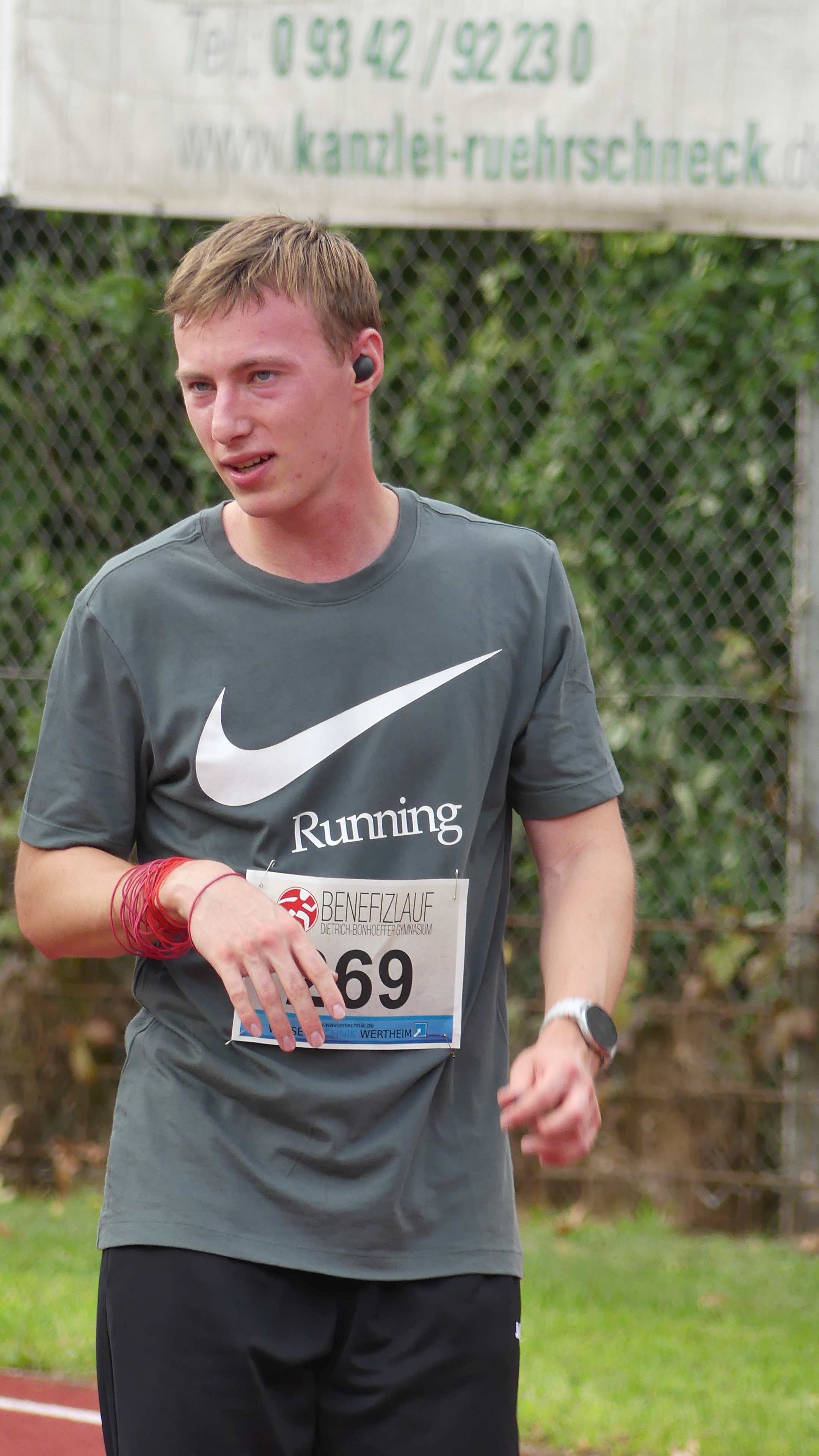 Bild vom 15. Benefizlauf im Jahr 2025. Dies ist das 352. Bild.